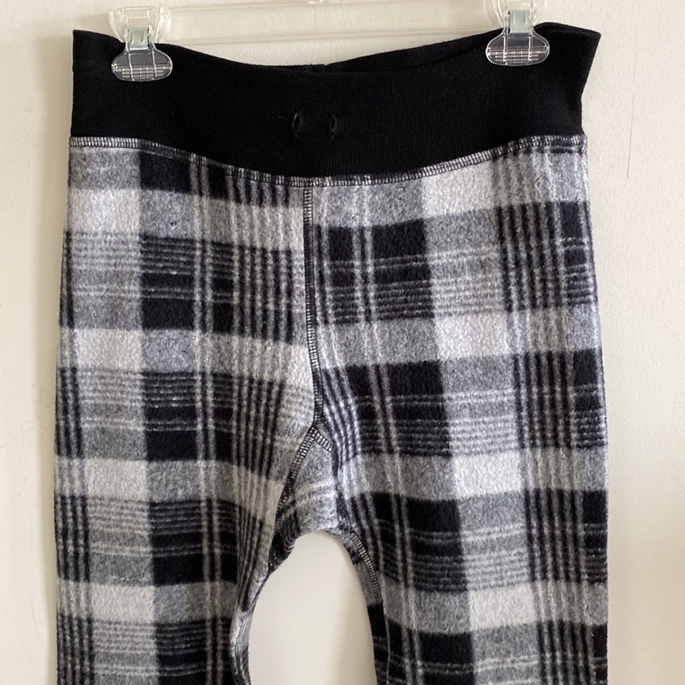 The Great. Black/White Plaid Flannel Joggers Size 0/XS - Picture 2 of 8